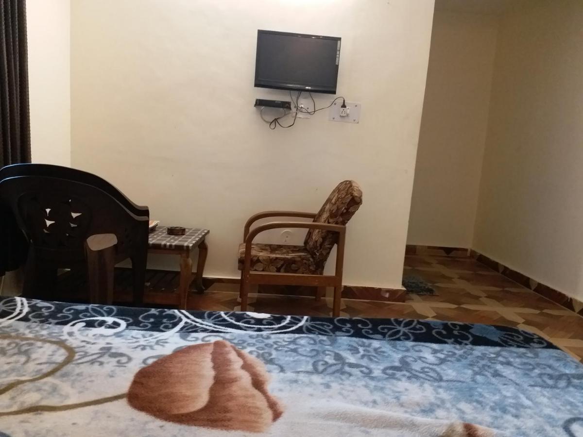 Хостел Hadimba Regency Манали Экстерьер фото