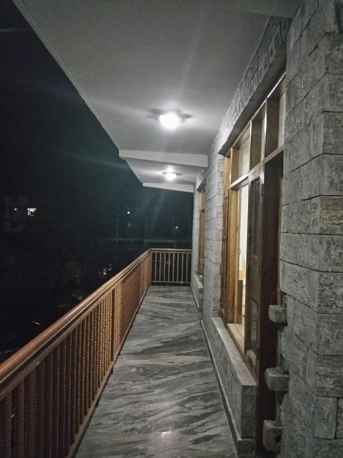 Хостел Hadimba Regency Манали Экстерьер фото
