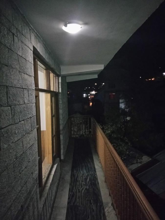 Хостел Hadimba Regency Манали Экстерьер фото